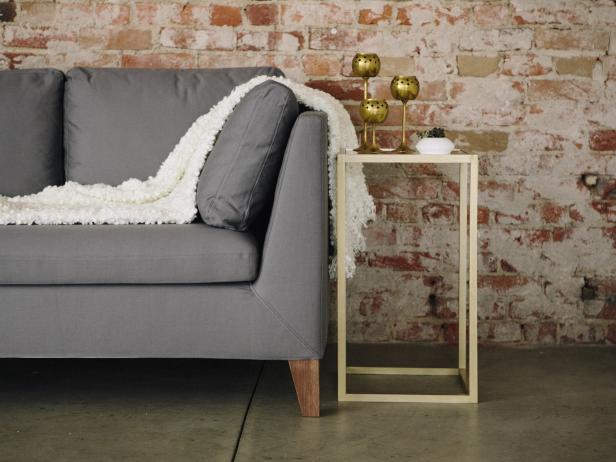 Hollywood Regency End Table Hollywood Regency End Table
