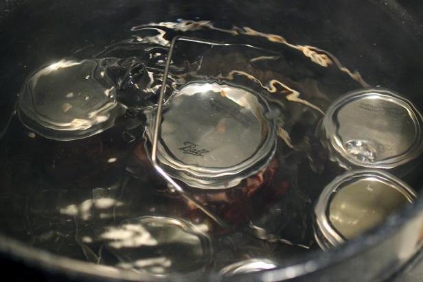 Step 9, Sealing Jars Step 9, Sealing Jars