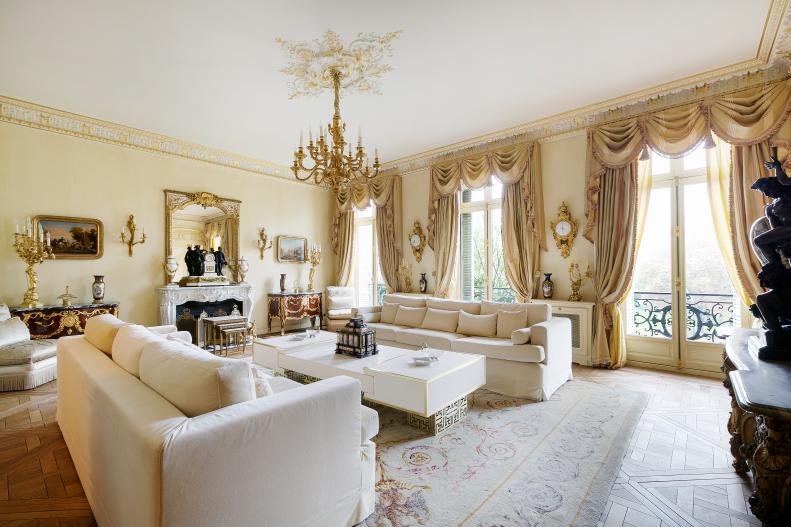 Neutral Victorian Living Room in Paris 