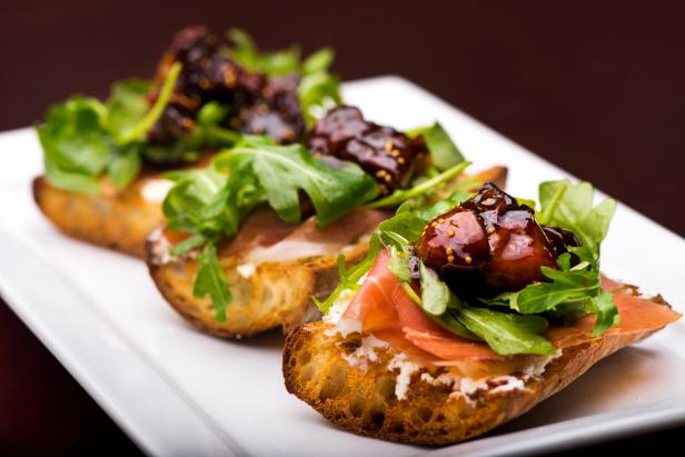 Goat Cheese, Prosciutto and Fig Preserves Tartine Goat Cheese, Prosciutto and Fig Preserves Tartine