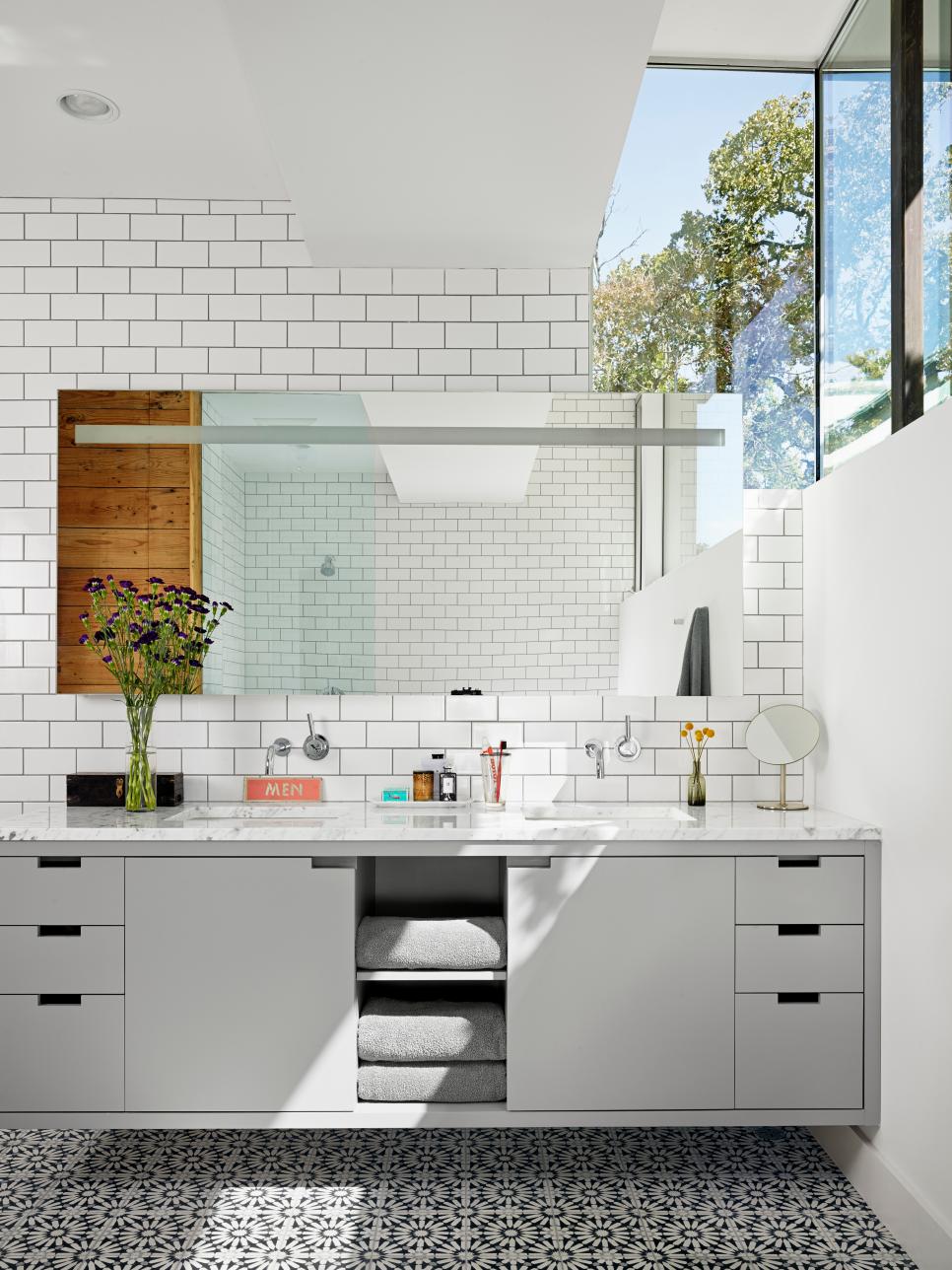 Modern Master Bathroom with Floral Floor Pattern Master Bathroom with Floral Floor Pattern, Subway Tiles