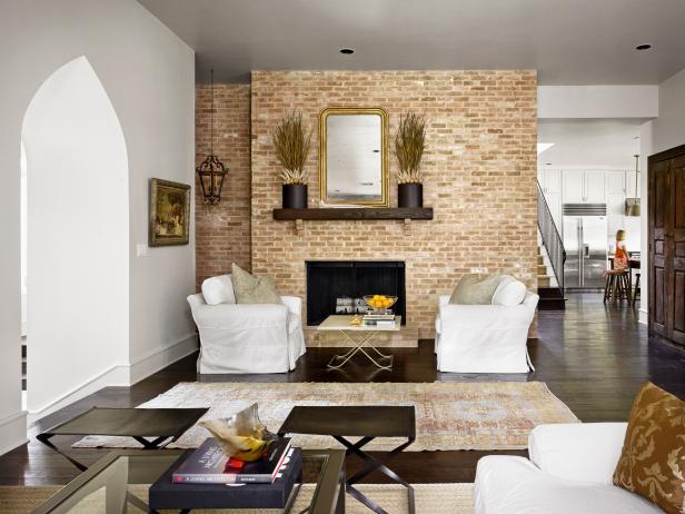 Minimal Living Room with Exposed Brick Wall Minimal Living Room with Exposed Brick Wall