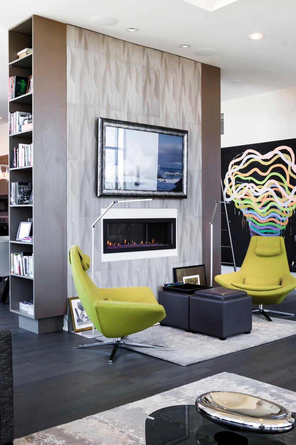 Modern Living Room With High Ceilings and Chartreuse Chairs Living Room With Modern Fireplace And Chartreuse Chairs