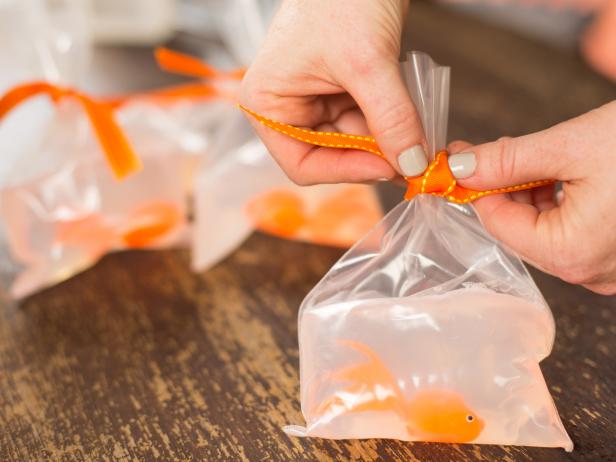Let cool for at least 30 minutes, then remove from ice water. Tie off the top of the plastic bag with a piece of ribbon.