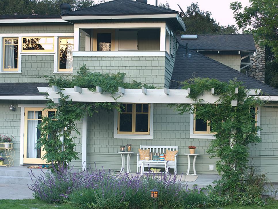 28 Inviting Home Exterior Color Ideas | HGTV
