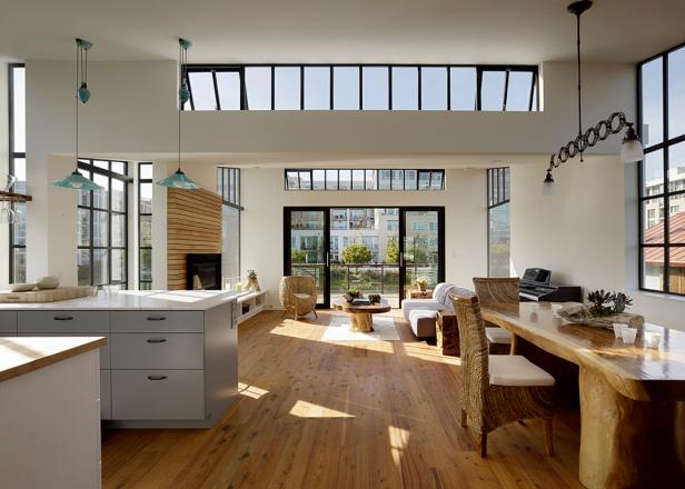 Floating House: Great Room Looking North Floating House: Great Room Looking North