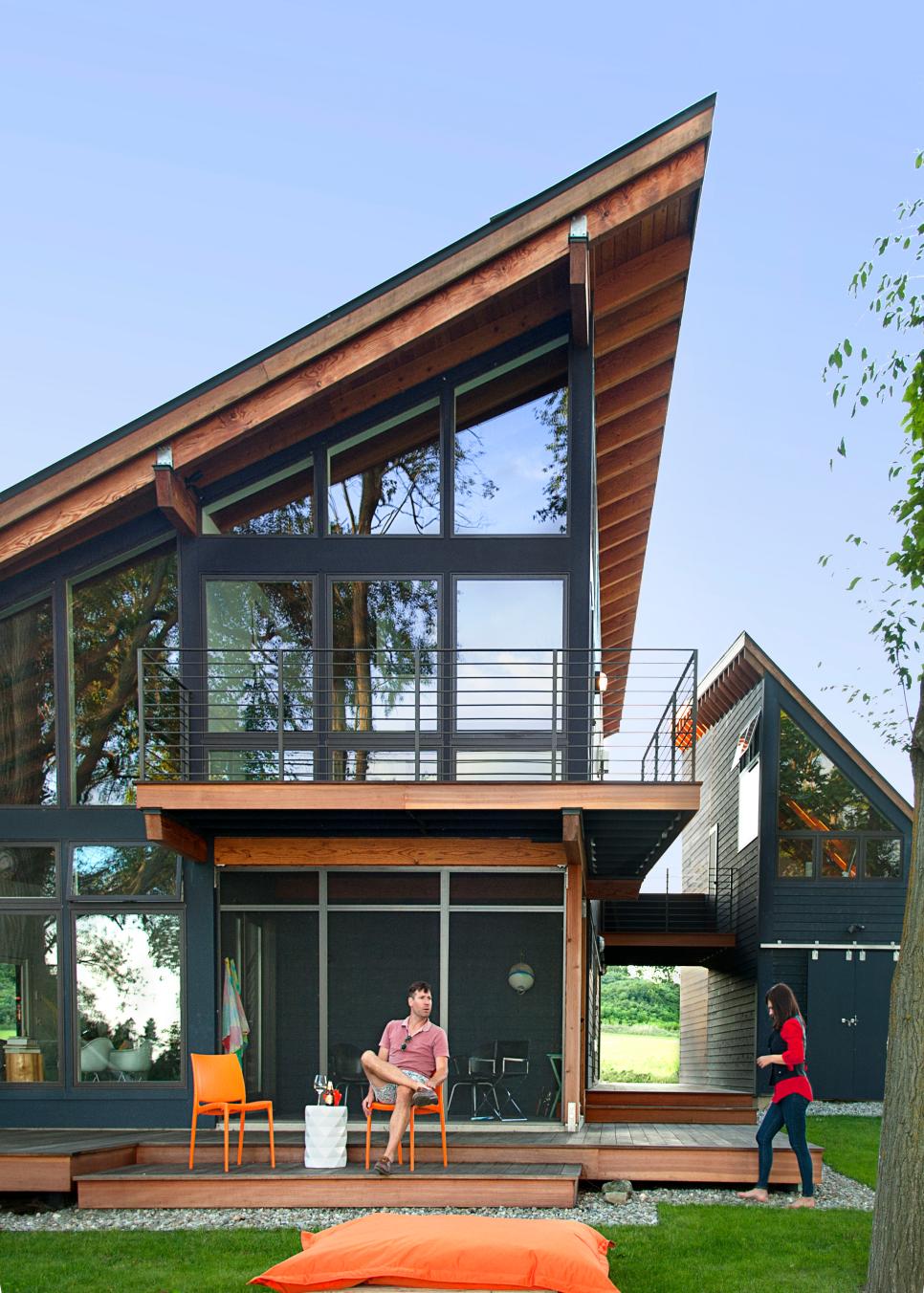 Modern Lakefront Home With Steep Angled Roof 2015 Fresh Faces Of Design Awards Hgtv 2509