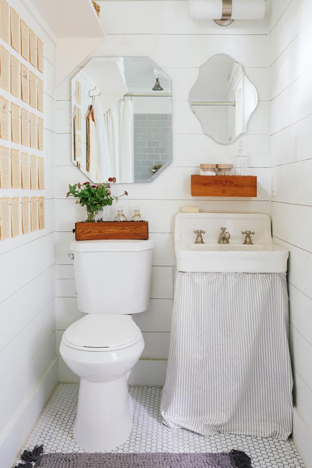 Bright Country Bathroom With Book-Page Wall Decor & Skirted Sink Bright Country Bathroom With Book-Page Wall Decor & Skirted Sink