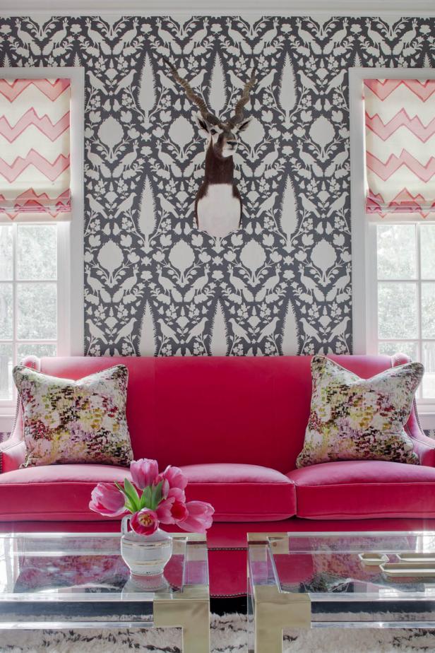 Pink Sofa and Gray Graphic Wallpaper Pink Sofa and Gray Graphic Wallpaper