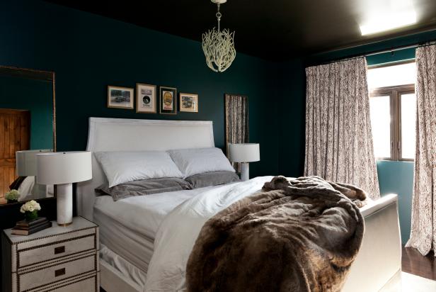 Contemporary Hunter-Green Bedroom Contemporary Hunter-Green Bedroom