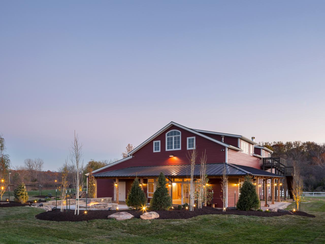 Rustic Red Barn Home Makes a Perfect Place to Party Fresh Faces of
