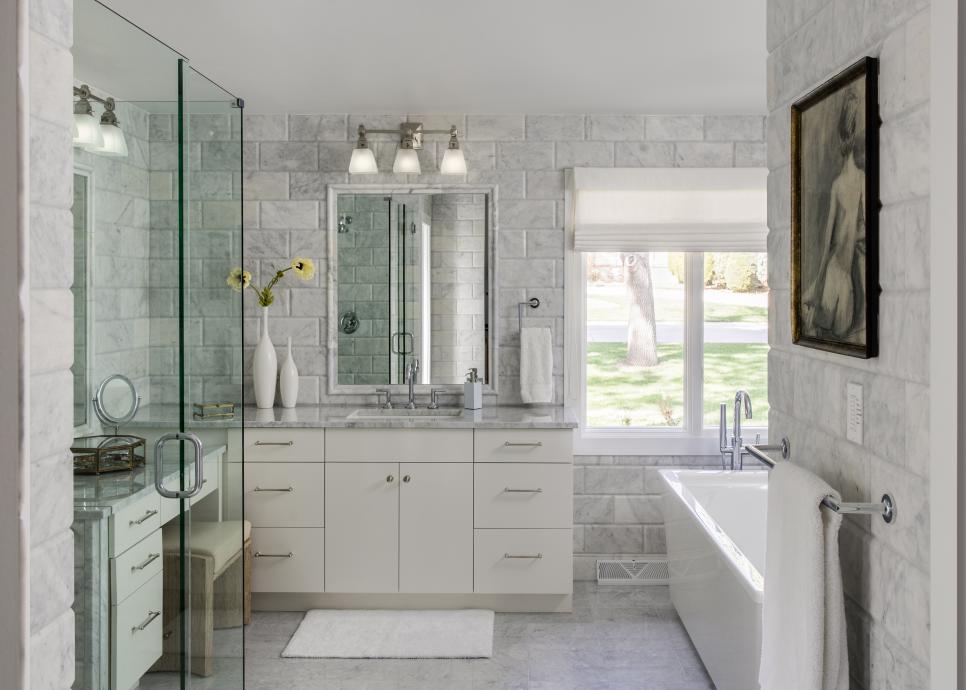 Gorgeous Gray Contemporary Bathroom Spacious Contemporary Bathroom with Gray Brick-Brick Tiled Walls