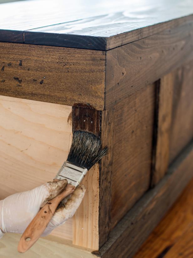 Apply a dark wood stain with 2” natural bristle brush. Wipe off excess with lint-free cotton cloth. Tip: Wear latex or rubber gloves to protect hands from the stain. If desired, stain interior of trunk as well.