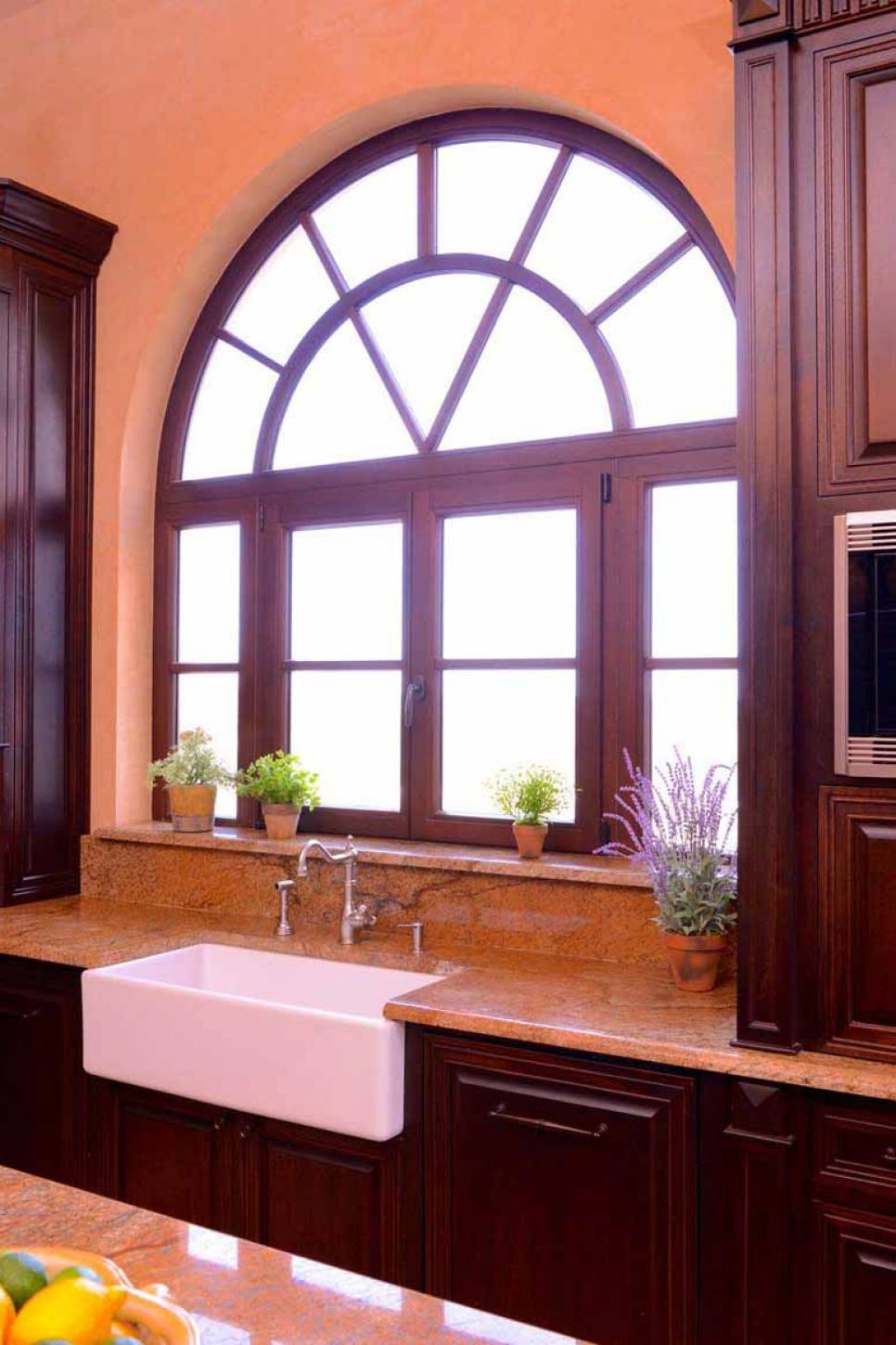 Traditional Kitchen with Dark Cabinetry Brown Traditional Kitchen