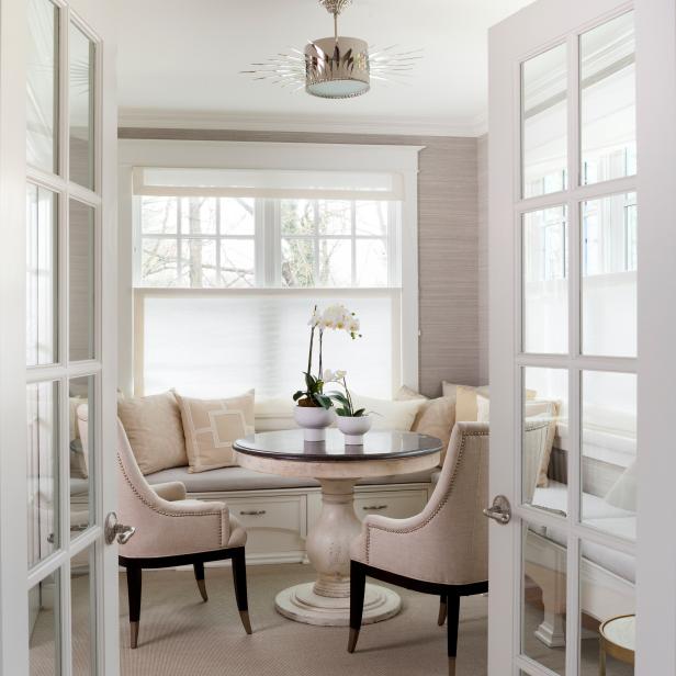 Sun Room with Banquette Seat Sun Room with Banquette Seat