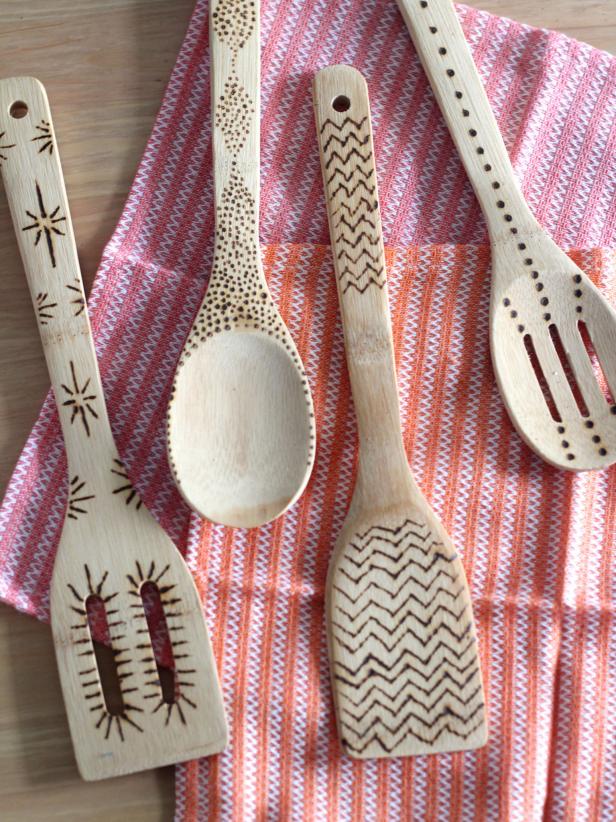Wood-Burned Kitchen Utensils Wood-Burned Kitchen Utensils