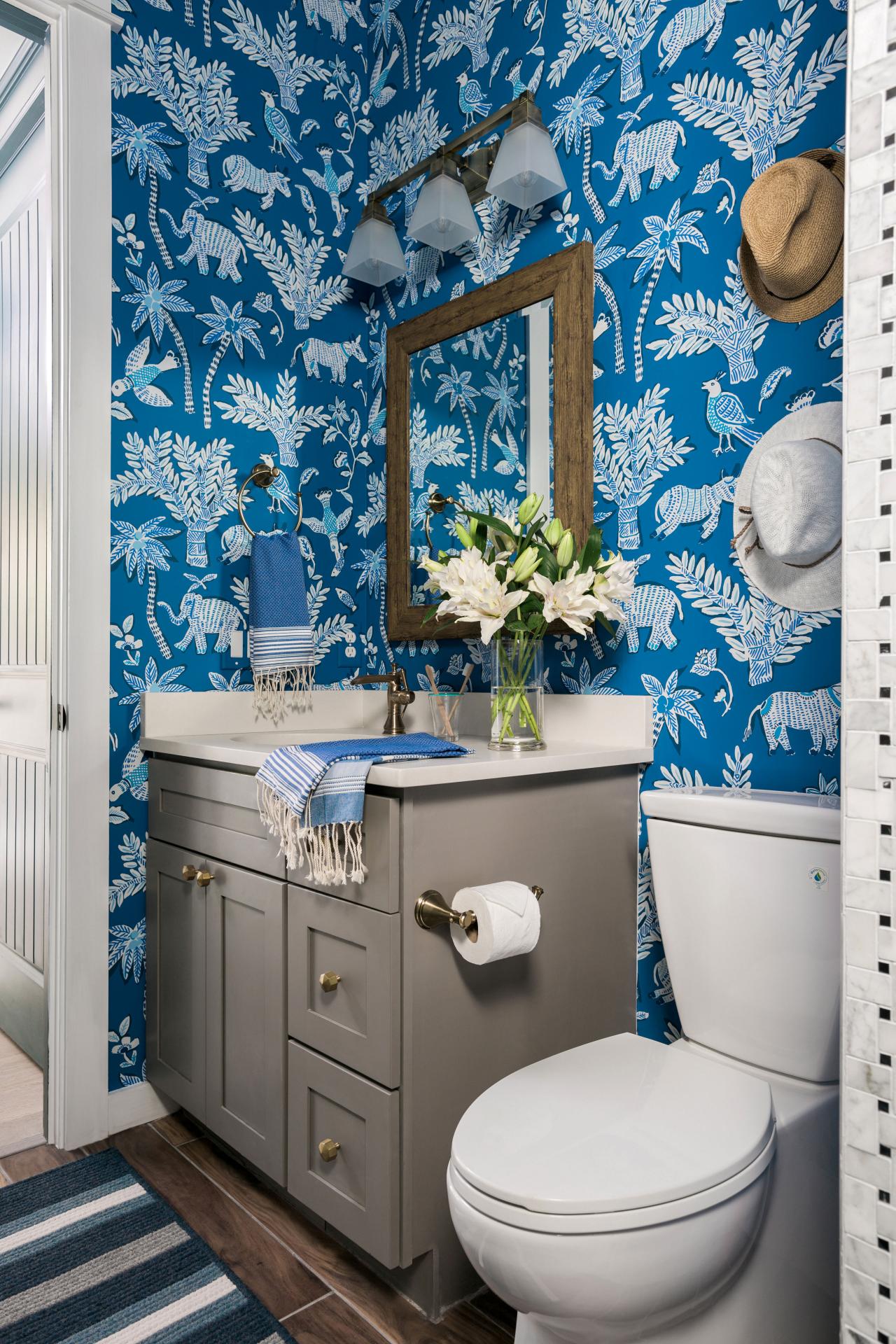 15 Beautiful Reasons to Wallpaper Your Bathroom | HGTV's Decorating