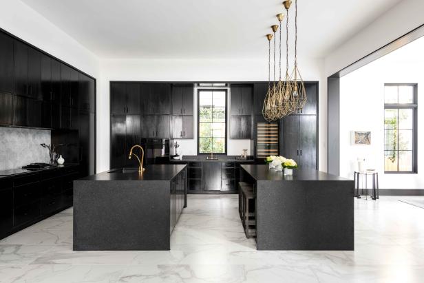 Contemporary, Open Black-and-White Kitchen 