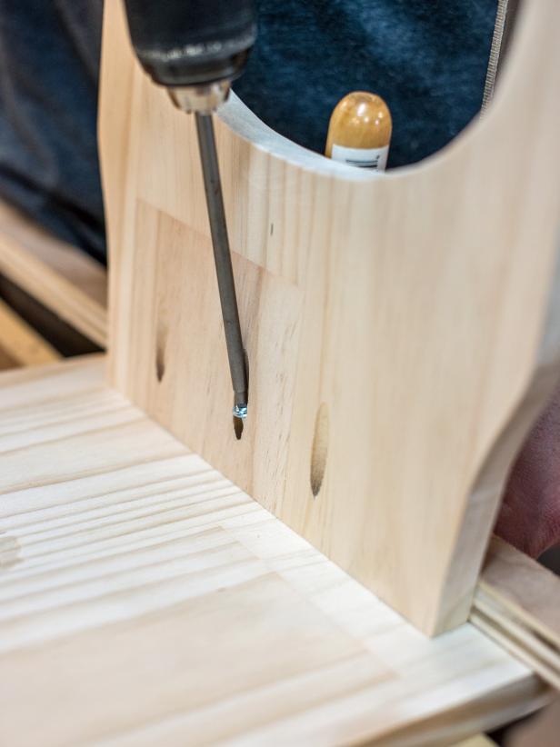 Attach Legs to Top Attach Legs to Top