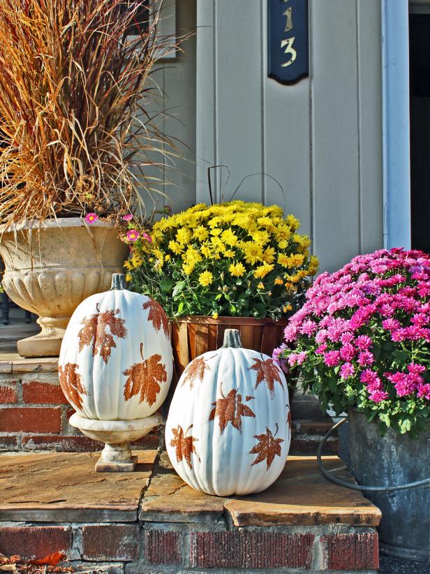 Brush glue onto green, pliable backyard leaves to create a natural, leaf-shaped stamp.