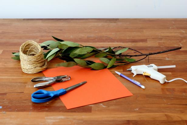 DIY Jungle Banner - Materials DIY Jungle Banner - Materials