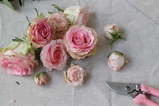 DIY Rose Garland for Rose Themed Baby Shower DIY Rose Garland for Rose Themed Baby Shower