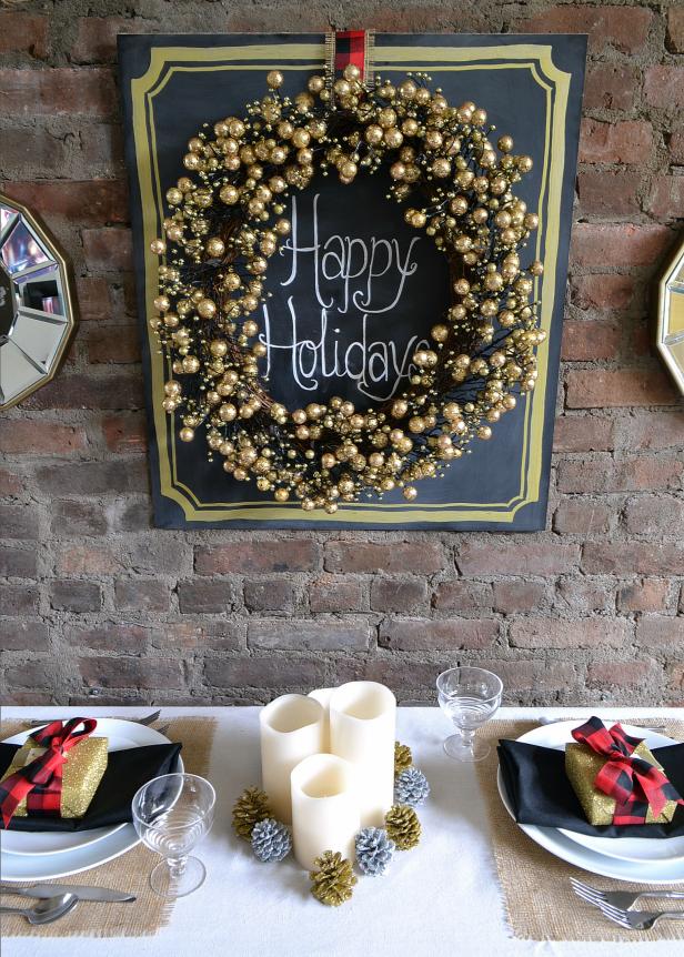 Small Holiday Tablescape with Gold Berry Wreath Small Holiday Tablescape with Gold Berry Wreath