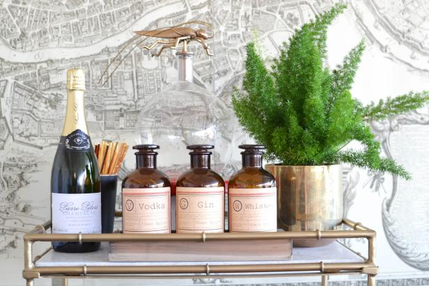 Modern Styled Bar Cart with Gold and Brass Accents
Modern Styled Bar Cart with Gold and Brass Accents