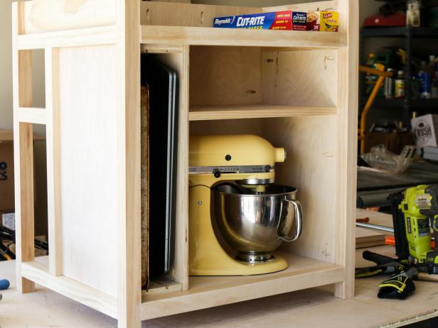 DIY Kitchen Island on Wheels: Attach the Middle and Top Shelves DIY Kitchen Island on Wheels: Attach the Middle and Top Shelves