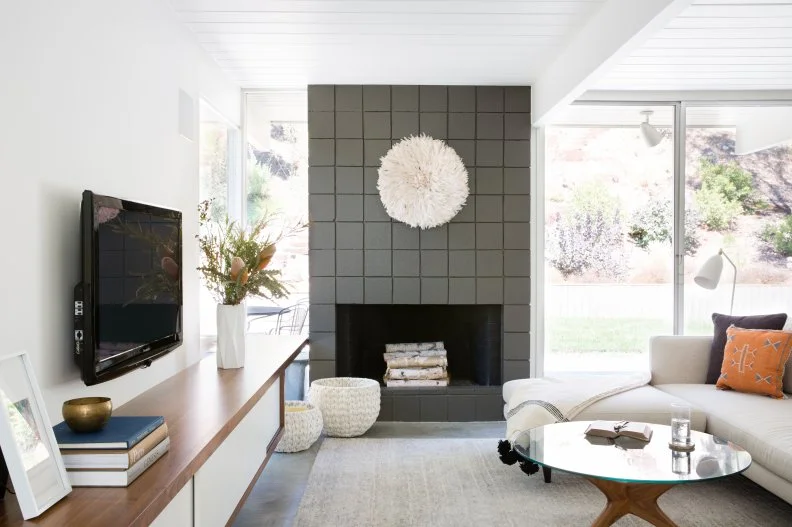 Modern White Living Room 