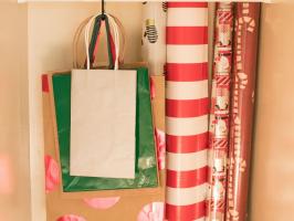 10 Tricks to Organize Your Gift Wrap Collection