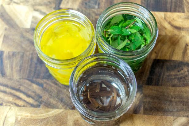 DIY Extracts Filled Jars DIY Extracts Filled Jars