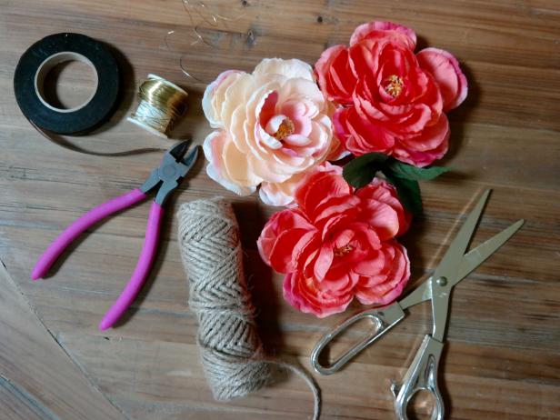 How to Make Gorgeous Flower Crowns How to Make Gorgeous Flower Crowns