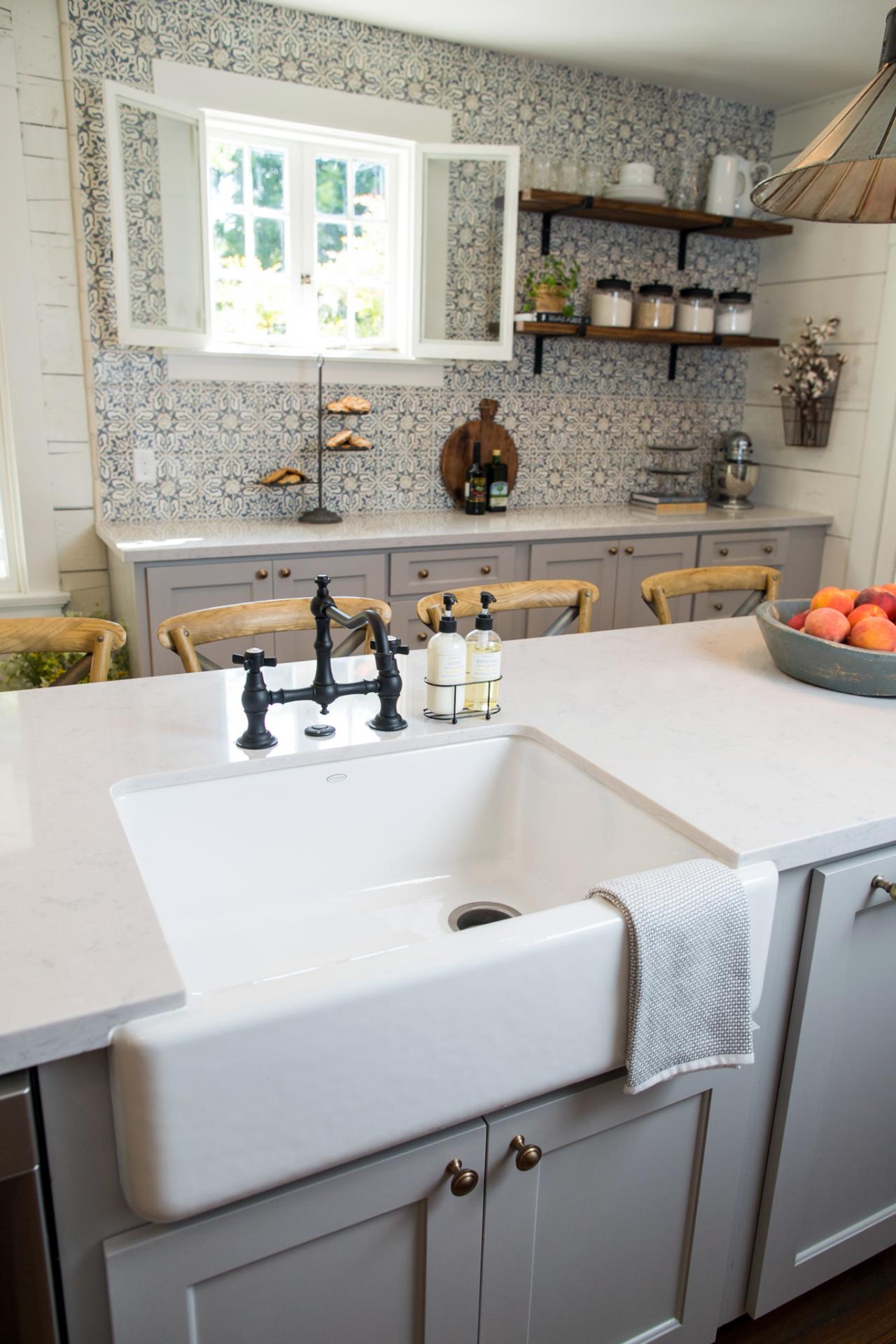 Fixer Upper Makeover A Style Packed Small Space HGTV 39 S
