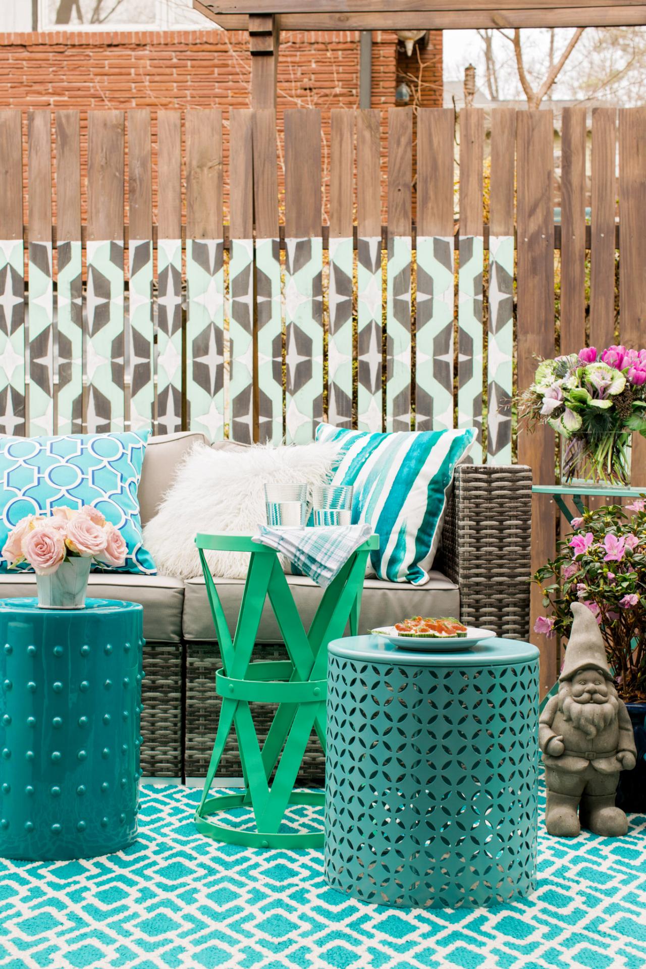 How To Care For a Wood Fence | HGTV