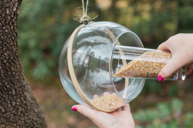 DIY Upcycled Bird Feeder DIY Upcycled Bird Feeder