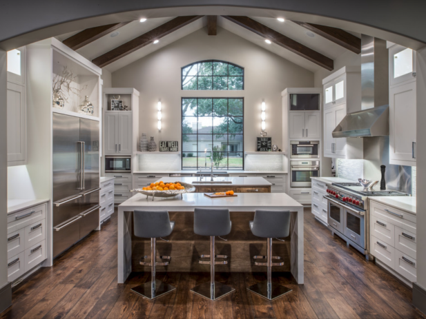 our favorite modern kitchens from top designers