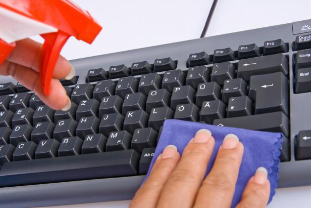 Cleaning Keyboard Cleaning Keyboard