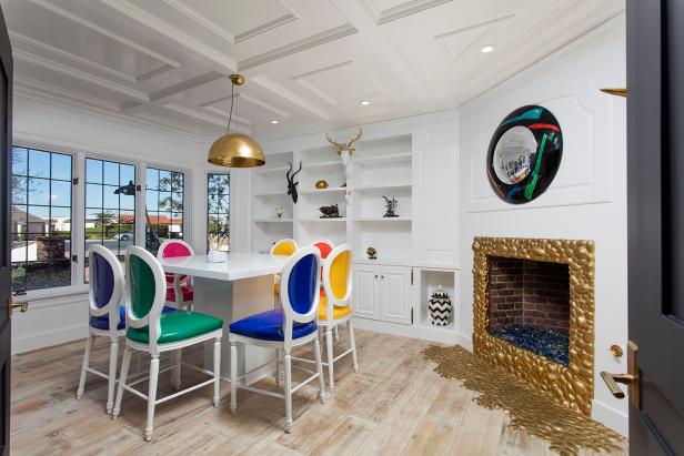 Eclectic Dining Room With High-Top Dining Table Eclectic Dining Room With High-Top Dining Table