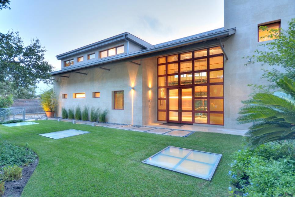 Tour a Contemporary Lakefront Home in Austin, Texas 2016 HGTV