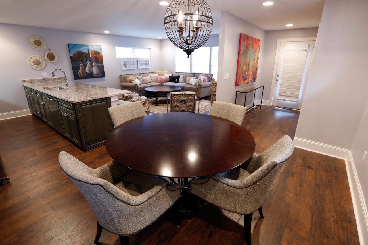 Take a Sneak Peek of HGTV's Good Bones Season Two HGTV's Decorating