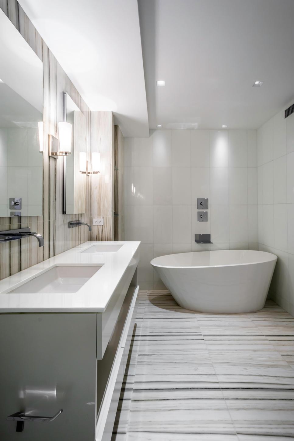 Modern Bathroom With Bathtub and Tiling Modern Bathroom With Granite Flooring