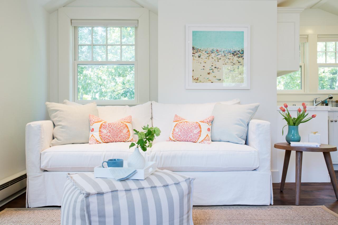 all white cottage living room