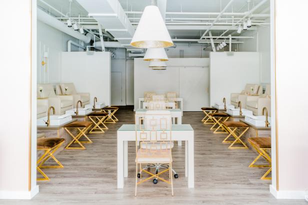 Glamorous, Feminine Nail Salon Work Stations Glamorous, Feminine Nail Salon Work Stations