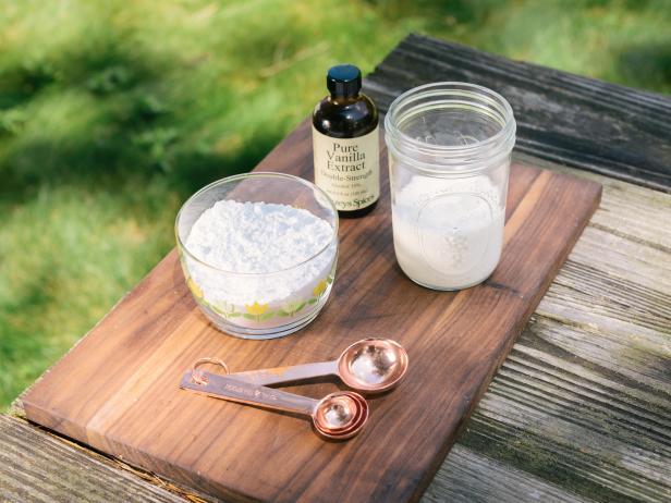 HGTV Summer Camp: Pie Iron Recipe HGTV Summer Camp: Pie Iron Recipe