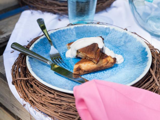 HGTV Summer Camp: Pie Iron Recipe HGTV Summer Camp: Pie Iron Recipe