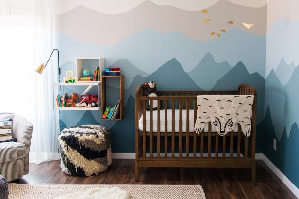 Natural Wood Crib Makes Ombré Mountains Pop Natural Wood Crib Makes Ombré Mountains Pop