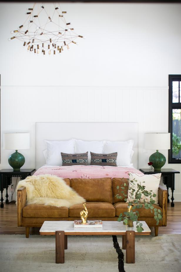 Neutral Southwestern Bedroom With Brown Sofa Neutral Southwestern Bedroom With Brown Sofa