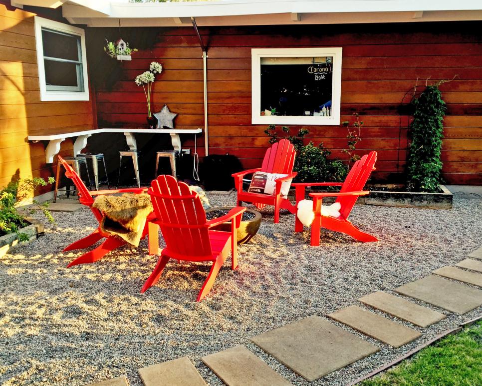 25 Budget Ideas for Small Outdoor Spaces | HGTV