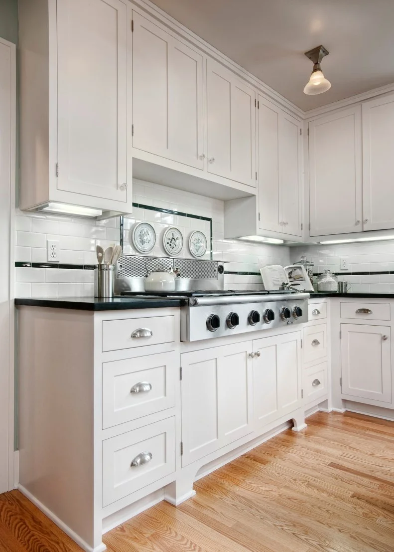 White Kitchen Cabinets